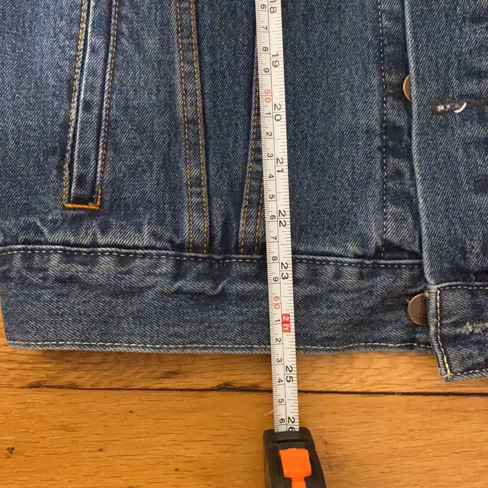 Vintage Levi’s Denim Jacket - Picture 7 of 7